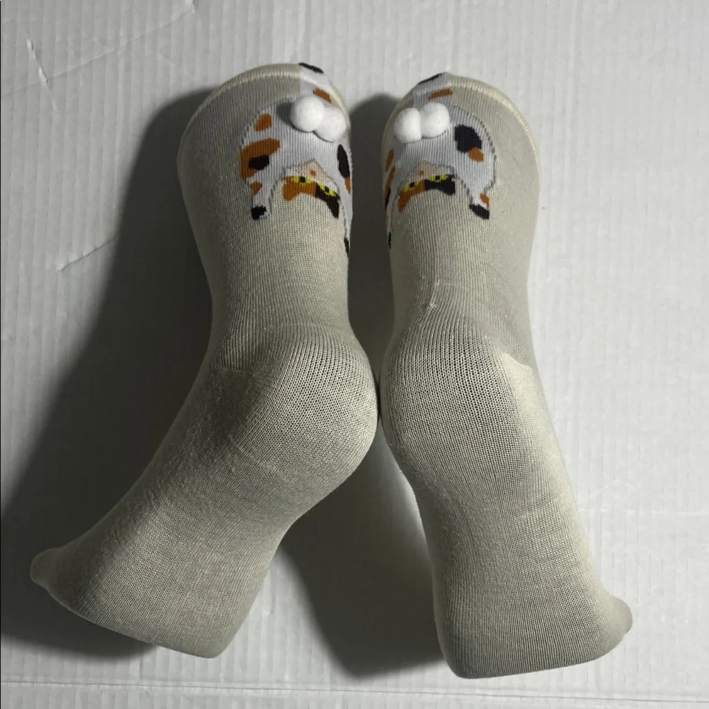 Cream Cat Patterned Women’s Socks